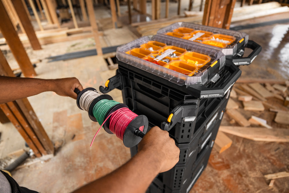 TOUGHBUILT STACKTECH SUPORTE PARA ROLOS