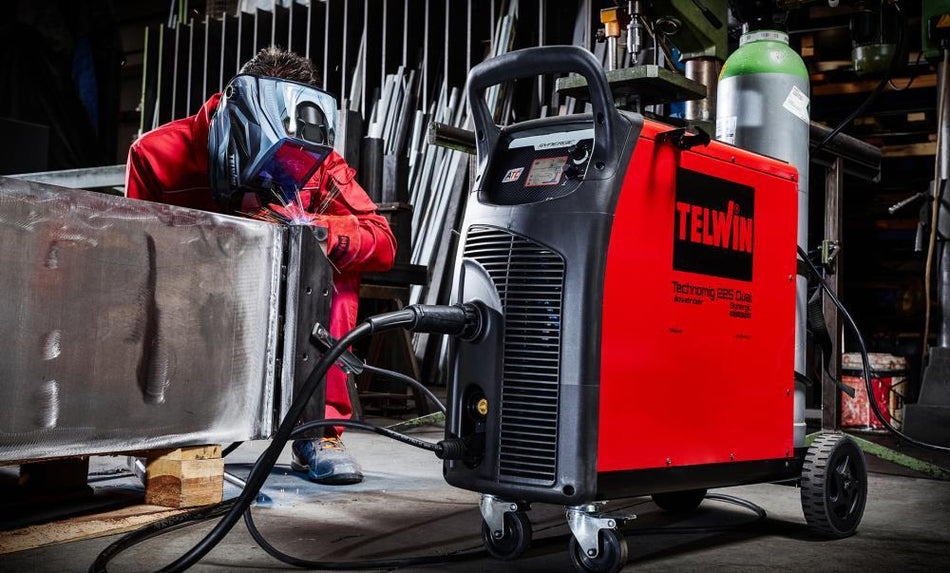 TELWIN TECHNOMIG 225 DUAL SYNERGIC